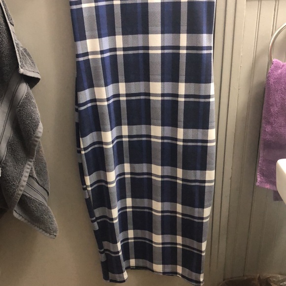 Blue plaid dress - Picture 2 of 2